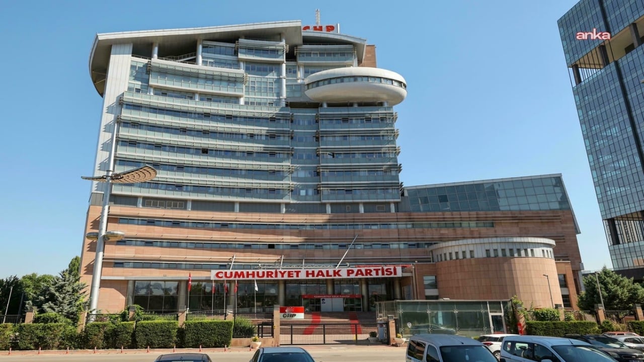 Foto - Kılıçdaroğlu istedi, Yargıtay patır patır sildi! CHP’nin milletvekili sayısı bakın kaça düştü