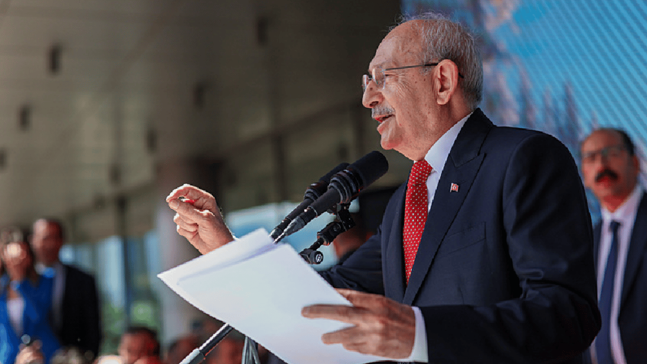Foto - Kılıçdaroğlu neşteri vuruyor! 