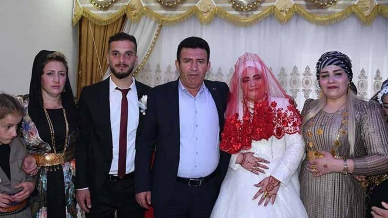 Foto - Kilolarca altın, valiz valiz para taşıyorlardı! Ünlü aşiretten, tüm Türkiye’yi ters köşe yapan karar