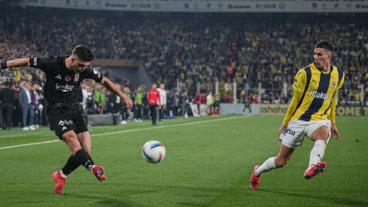 Foto - Kim daha hırçın? Fenerbahçe-Beşiktaş derbilerinde kart yağmuru