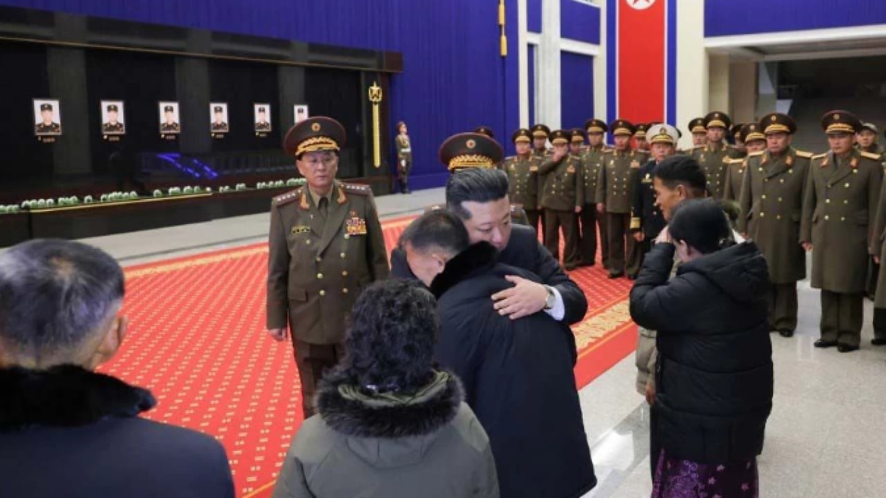 Foto - Kim Jong-un’dan askerlere dikkat çeken karşılama
