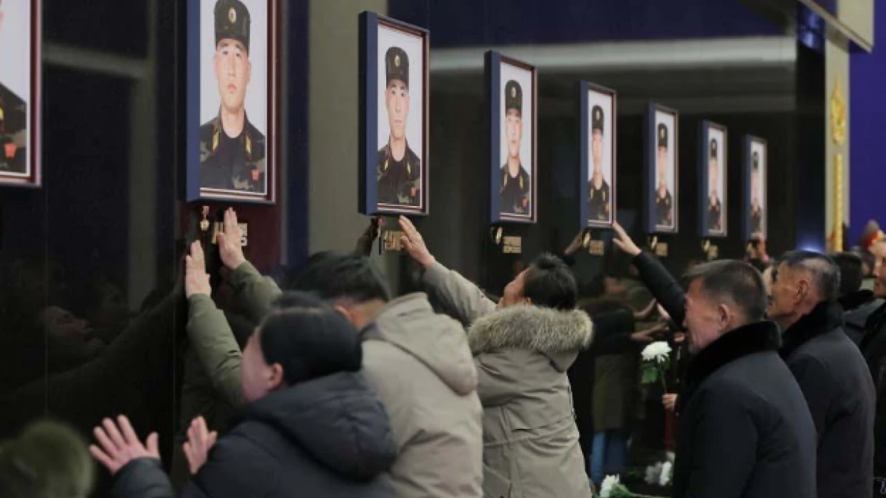 Foto - Kim Jong-un’dan askerlere dikkat çeken karşılama