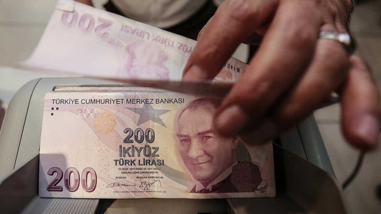 Foto - Kim ne kadar alacak belli oldu! İşte kuruşu kuruşuna memur ve emeklinin yeni maaşı