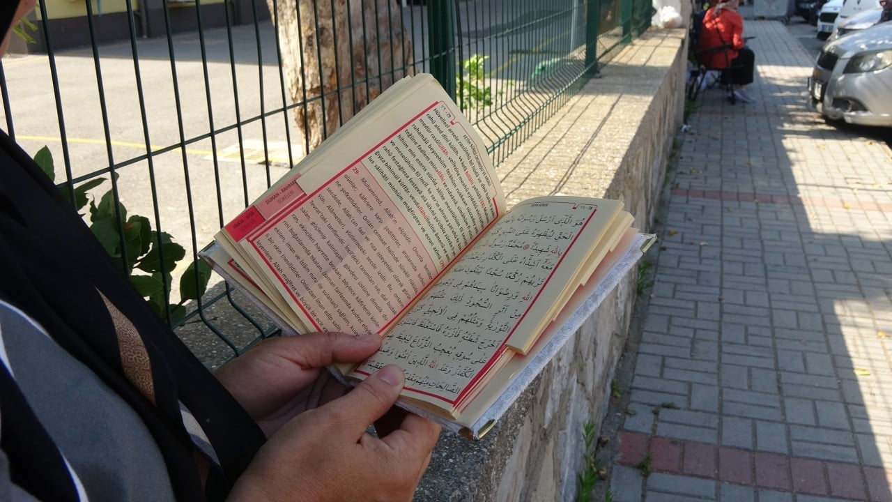 Foto - Kimi son anda yetişti kimi son testini çözdü! Aileler dışarıda öğrenciler içeride ter döktü