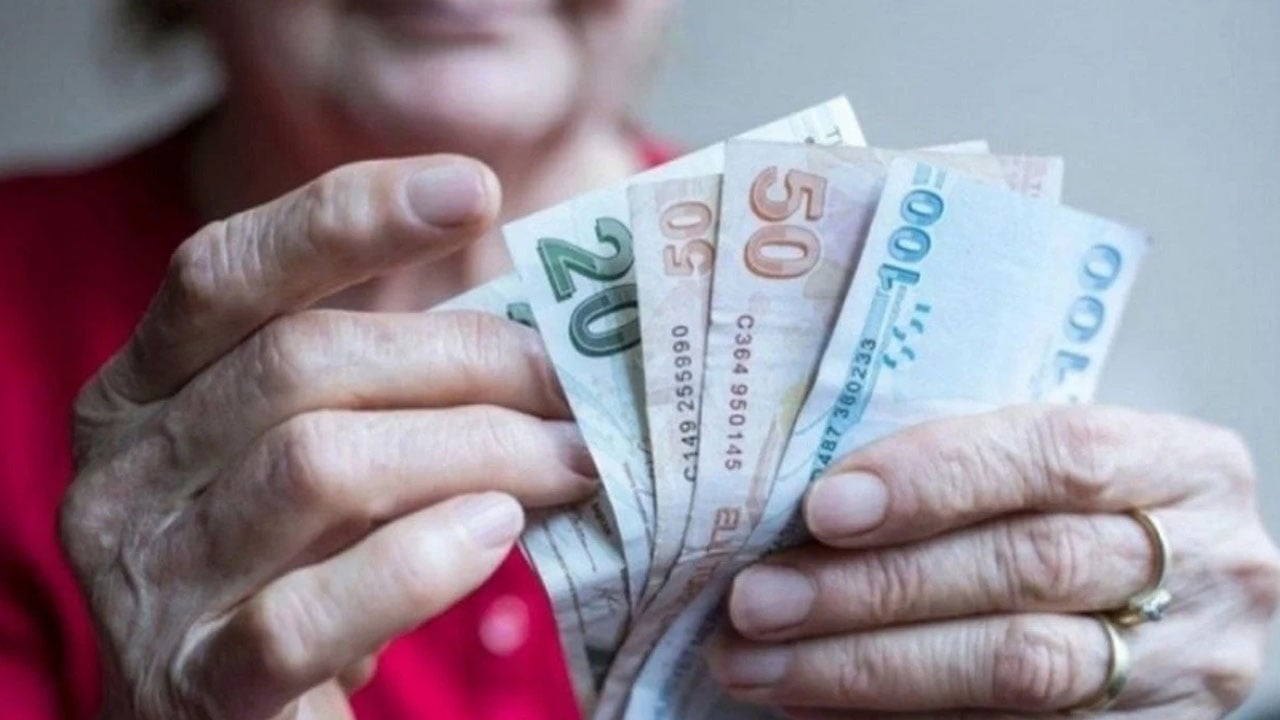 Foto - Kimler başvurabiliyor? Emeklilere 10 bin TL nakdi destek fırsatı