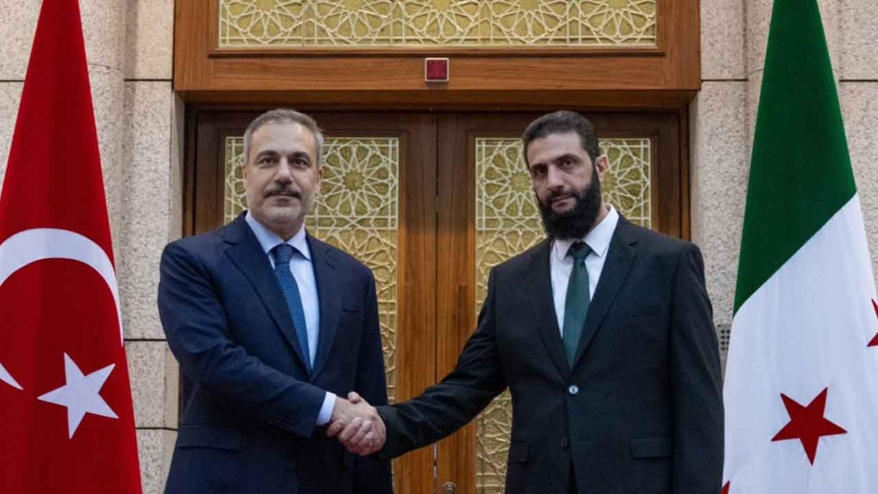 Foto - 'Kimse kusura bakmasın' dedi: Hakan Fidan'a neden saldırdıklarını açıkladı