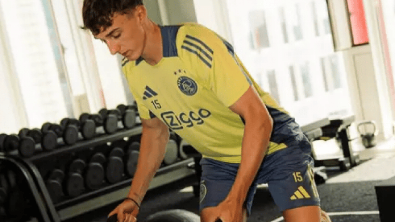 Foto - Kimse ne olduğunu anlamadı! Ajax'ın stoperi Osimhen forması için bakın ne yapmış! Şoku yaşadı tüm takım…