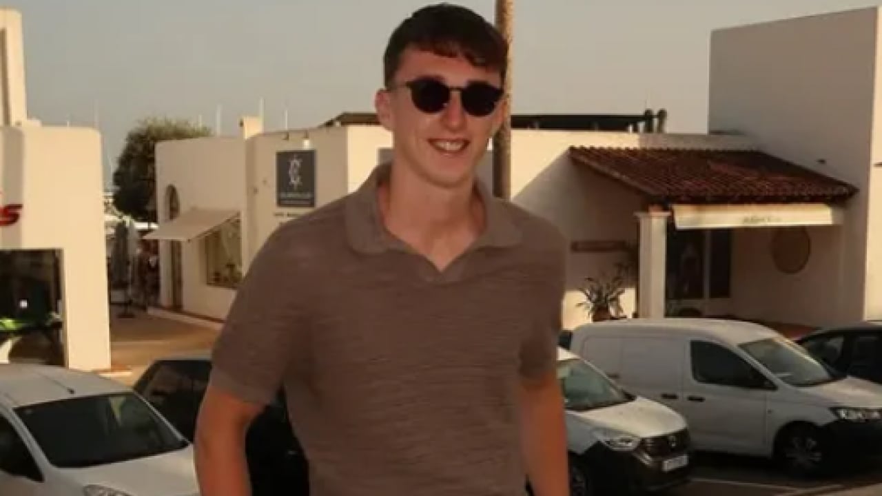 Kimse ne olduğunu anlamadı! Ajax'ın stoperi Osimhen forması için bakın ne yapmış! Şoku yaşadı tüm takım…