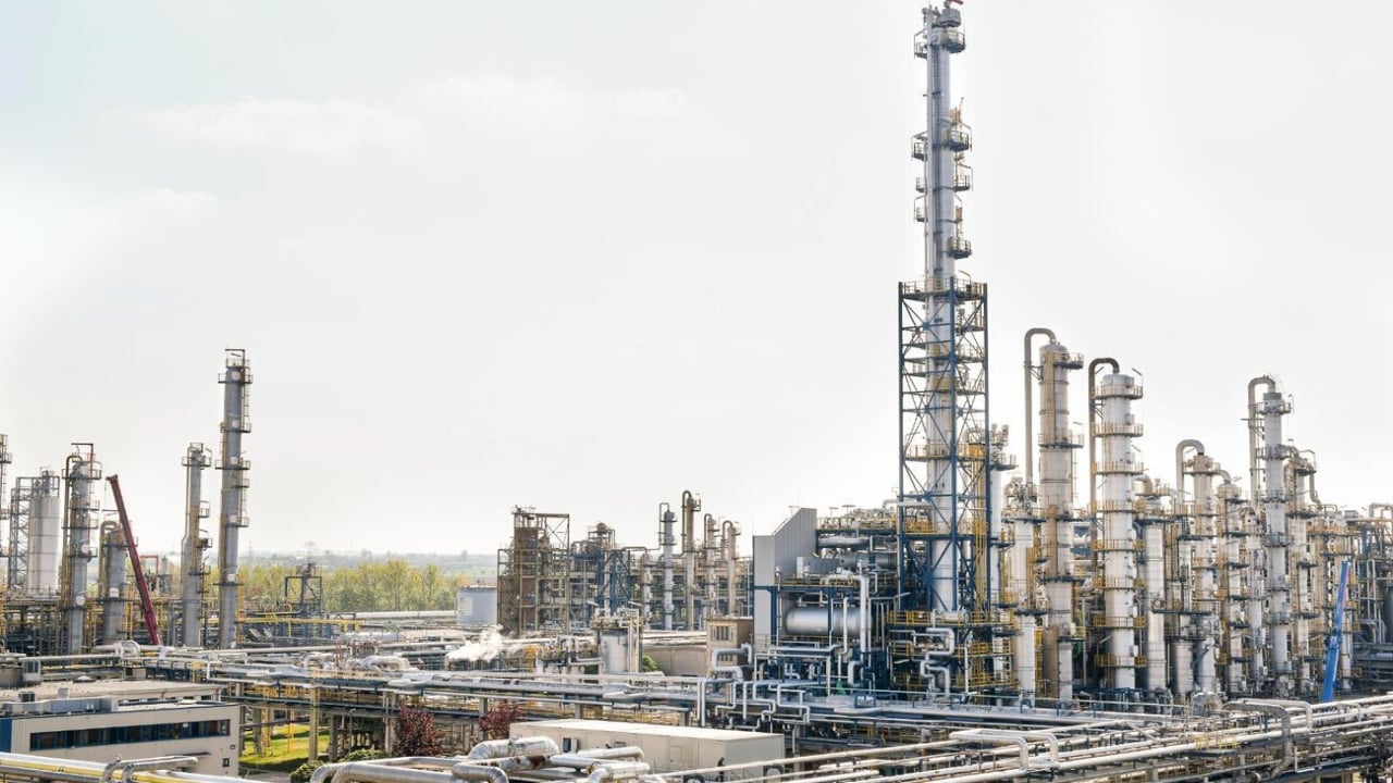 Kimya devinde büyük şok! Üretimi tamamen durdurdular