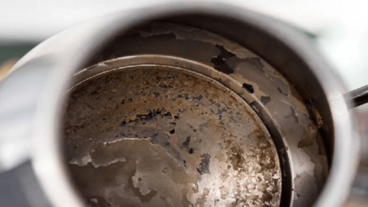 Foto - Kireçli çaydanlığa son: İçine bir avuç atın etkiyi görün!