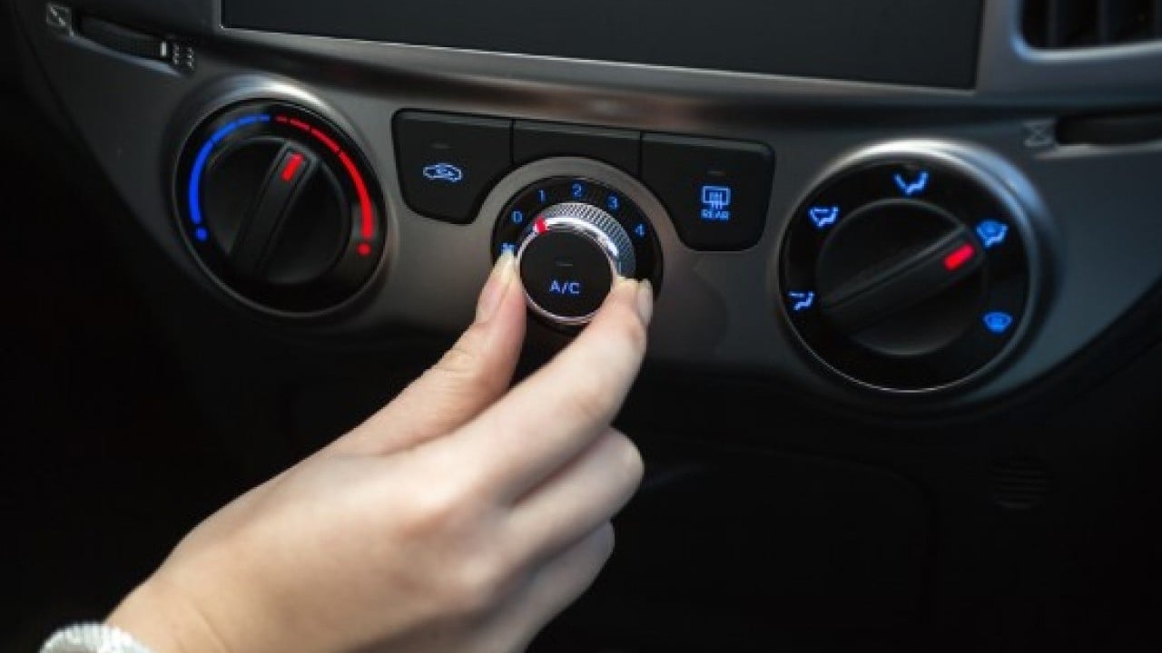 Kış aylarında bunu yapın: Araç motorunu koruyor!