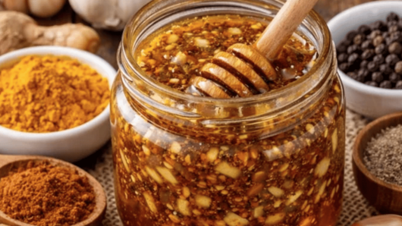 Foto - Kış aylarının çilesi... 5 baharatlı öksürük reçetesi: Sadece balla karıştırın...