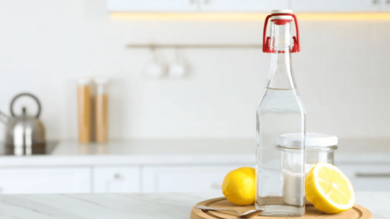 Foto - Kış aylarının kabusuna pratik çözüm! Duvarları küf ve rutubetten temizlemenin doğal yolu