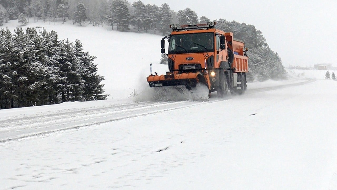 Foto - Kış bitti derken ilkbaharı karla karşıladılar