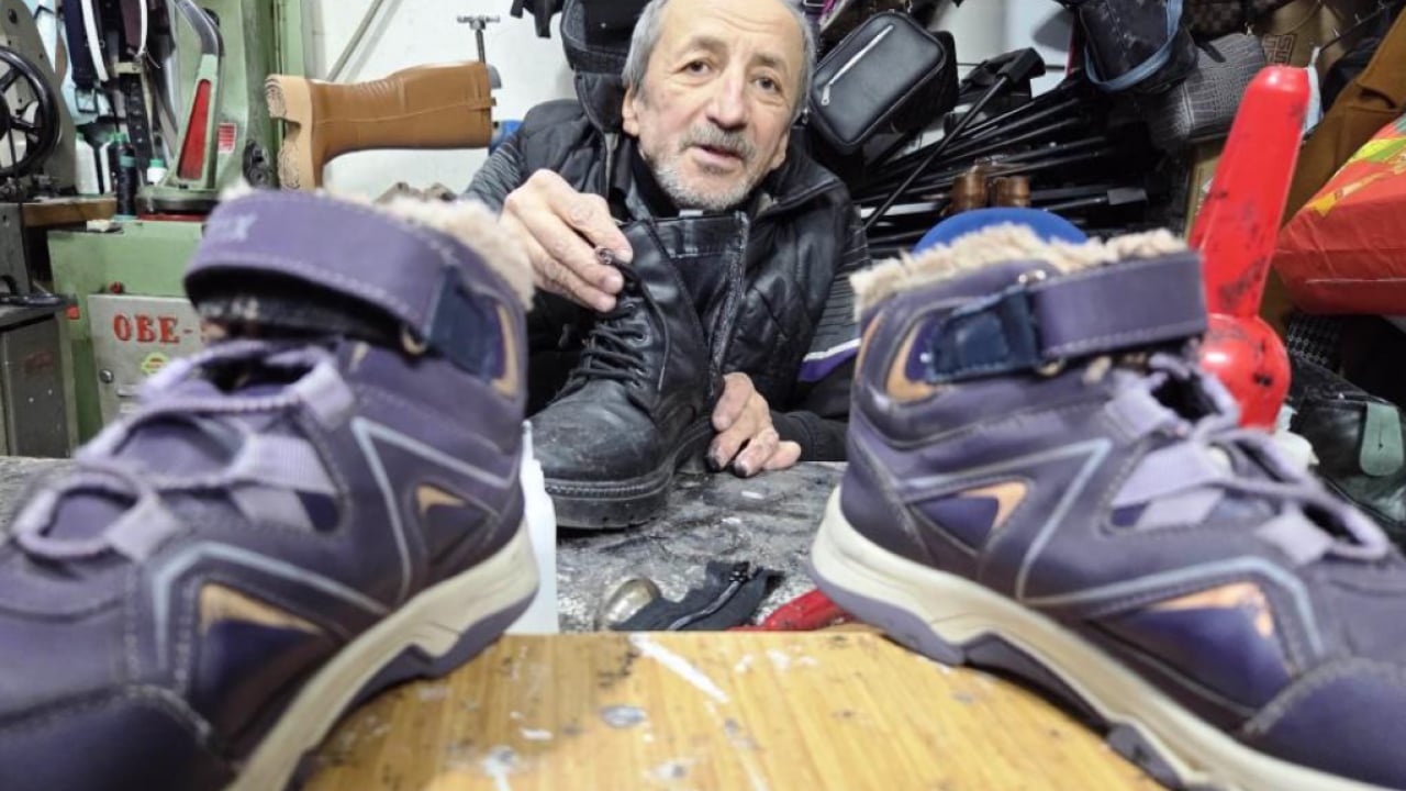 Foto - Kışın gelmesi ayakkabı tamircilerine yaradı