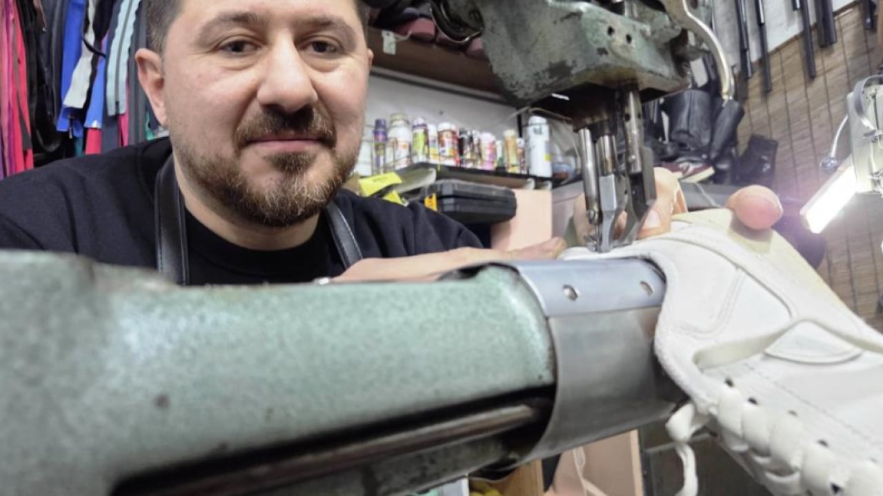 Foto - Kışın gelmesi ayakkabı tamircilerine yaradı