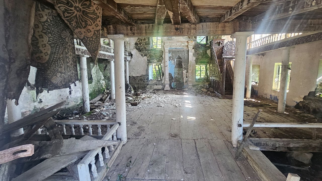 Foto - Kışın kar yağarsa çatısı çökebilir! Artvin’de 175 yıllık cami için acil çağrı