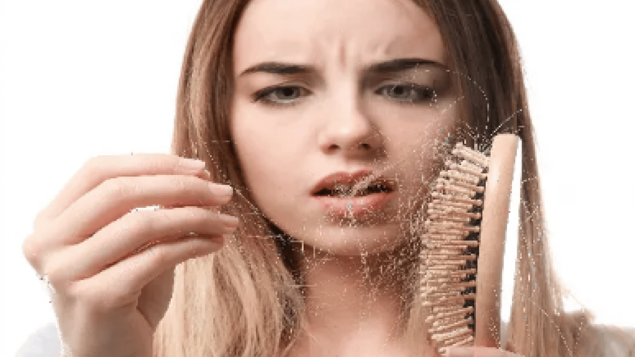 Foto - Saç dökülmesi artıyorsa mutlaka deneyin: En çok uygulanan doğal formül etkisini sürdürmeye devam edecek