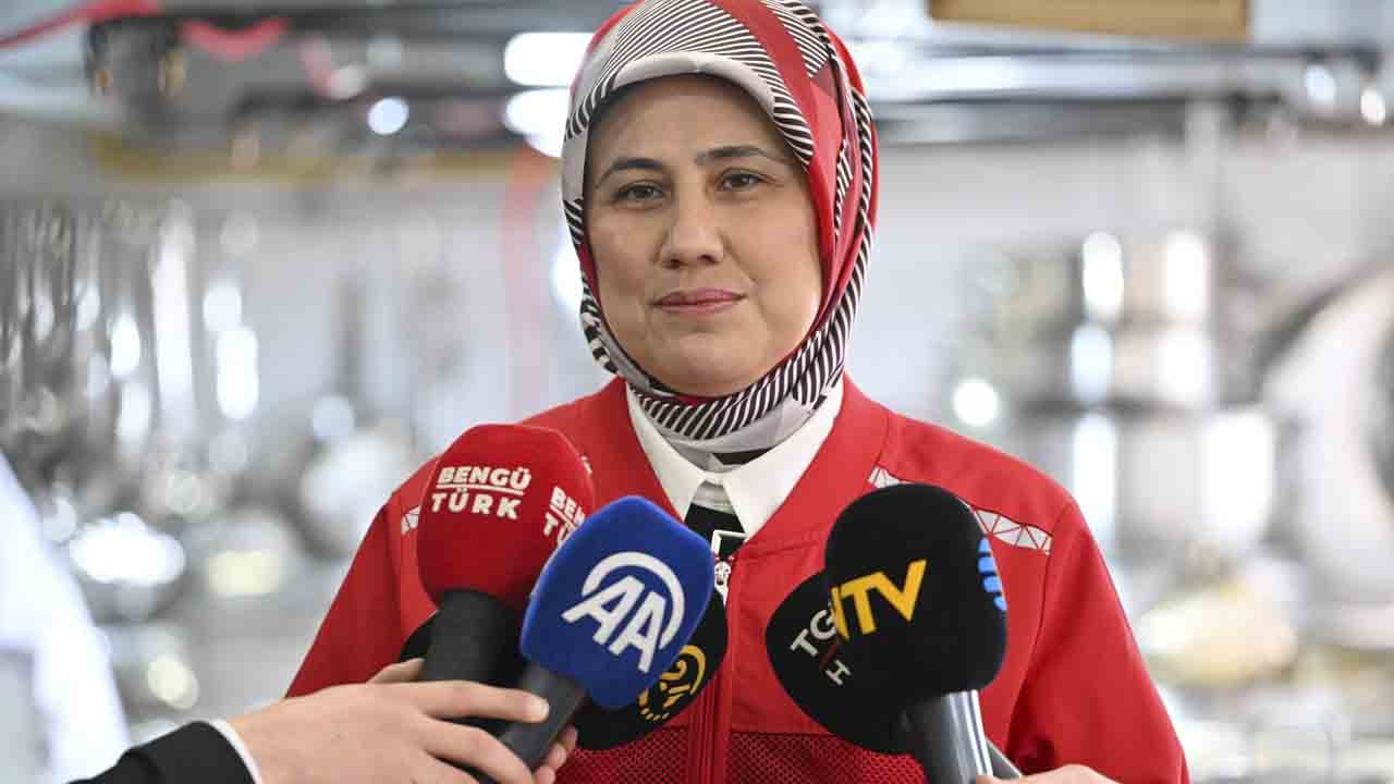 Kızılay 60 bin kişiye yemek ulaştırıyor: Aşevleriyle yalnızları yalnız bırakmıyor