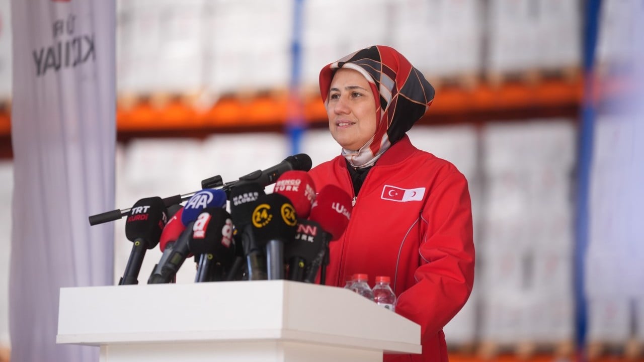 Foto - Kızılay İnsani Yardım tırları İran yolunda