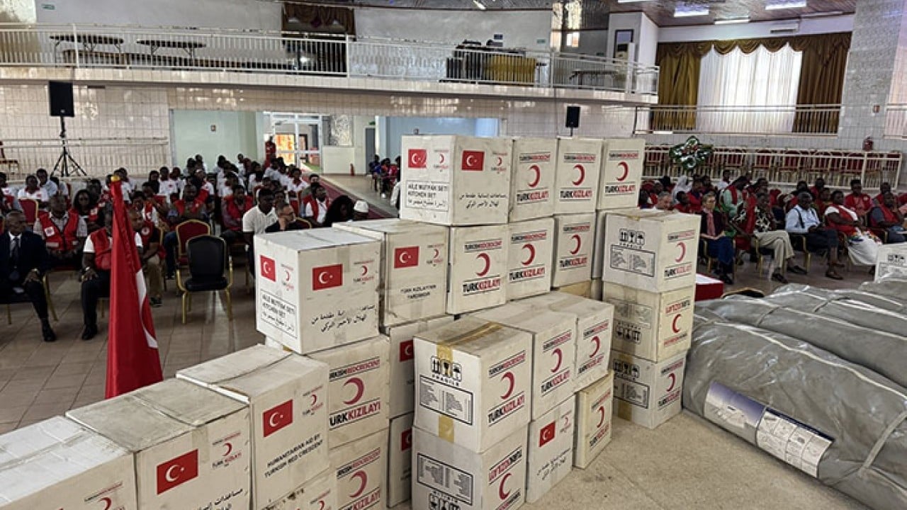 Foto - Kızılay'ın eli Kamerun'a kadar uzandı