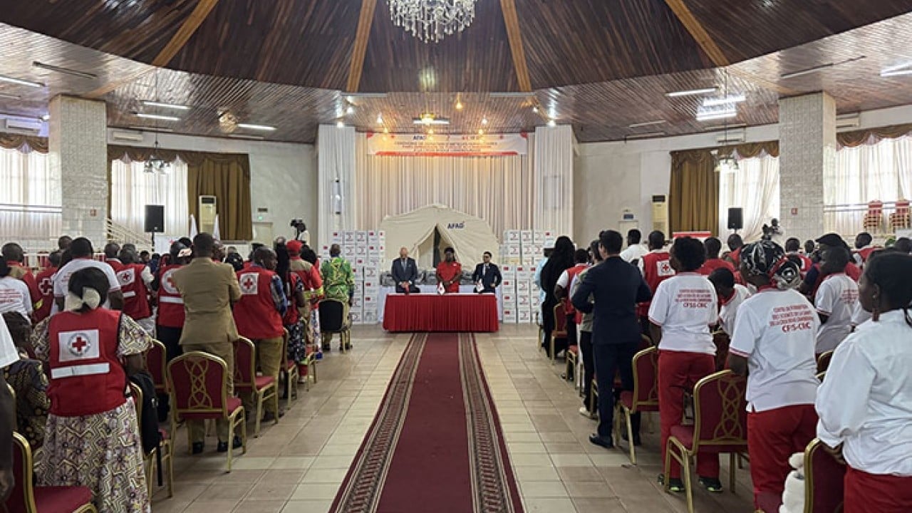 Foto - Kızılay'ın eli Kamerun'a kadar uzandı