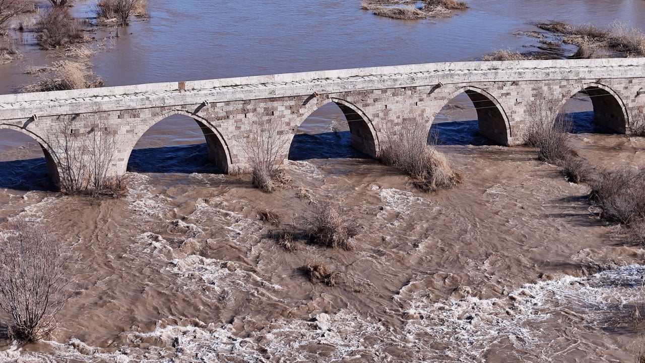 Foto - Kızılırmak’ta şaşırtan tablo... 15 yıl sonra aynı manzara