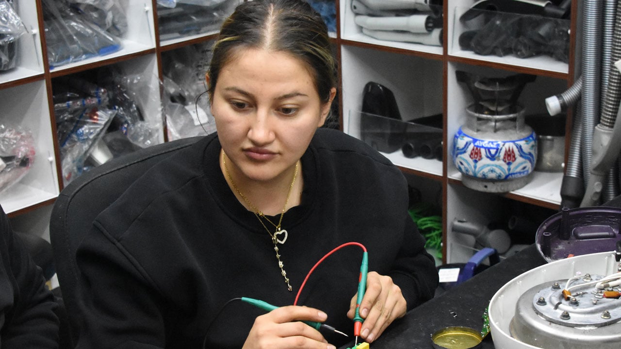 Foto - Kızlarına meslek kazandırdı! 50 yıllık usta ezber bozuyor