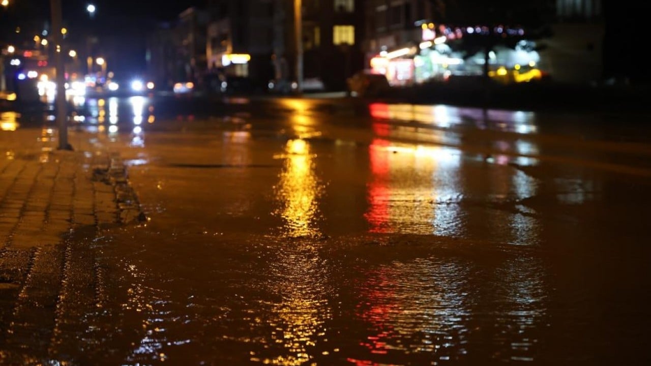 Foto - Koca ilçe sular altında kaldı Gece yarısı sel baskını ile uyandılar