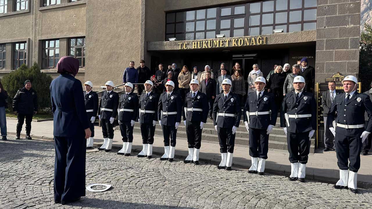 Foto - Koca kent arkasından ağladı! Kübra Güran Yiğitbaşı törenle uğurlandı