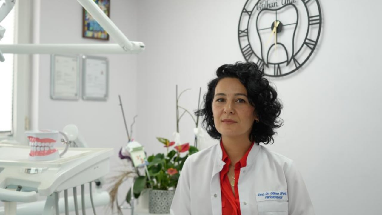 Foto - 'Kolay peynir fare kapanında olur' Sosyal medyada 'beyaz diş' oyunu