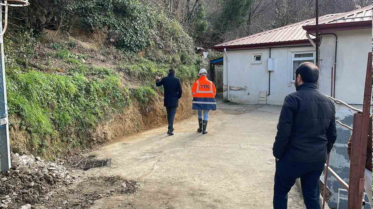 Foto - Kombi arıza verince olanlar oldu! Vatandaşın bahçesinde tesadüf sonucu metan gazı bulundu