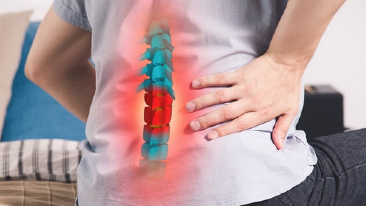 Foto - Komplikasyon riskini azalıyor: Ağrıya nokta atışı: Görüntülenme eşliğinde enjeksiyon...