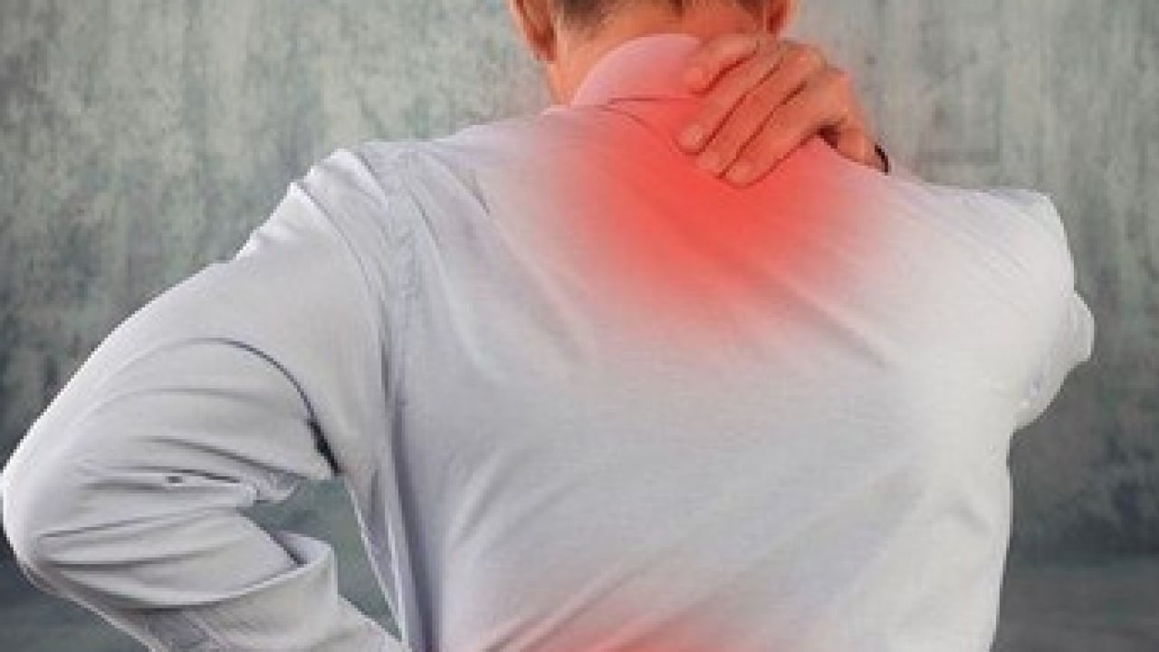 Foto - Komplikasyon riskini azalıyor: Ağrıya nokta atışı: Görüntülenme eşliğinde enjeksiyon...