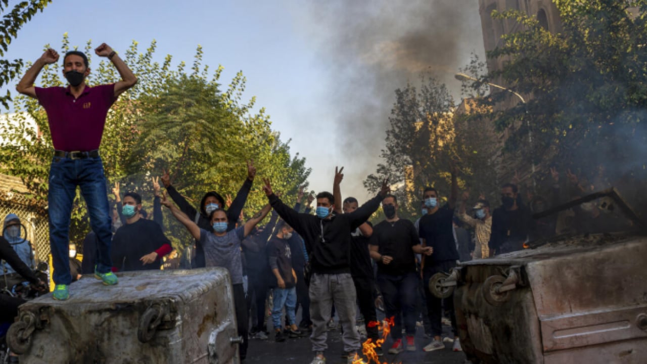 Foto - Komşuda işler kontrolden çıktı: Ölü sayısı 36'ya yükseldi!