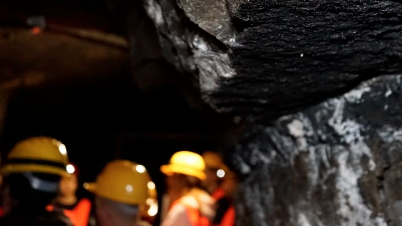 Kömür madeninde feci kaza! Göçük altında kalan 7 kişi hayatını kaybetti