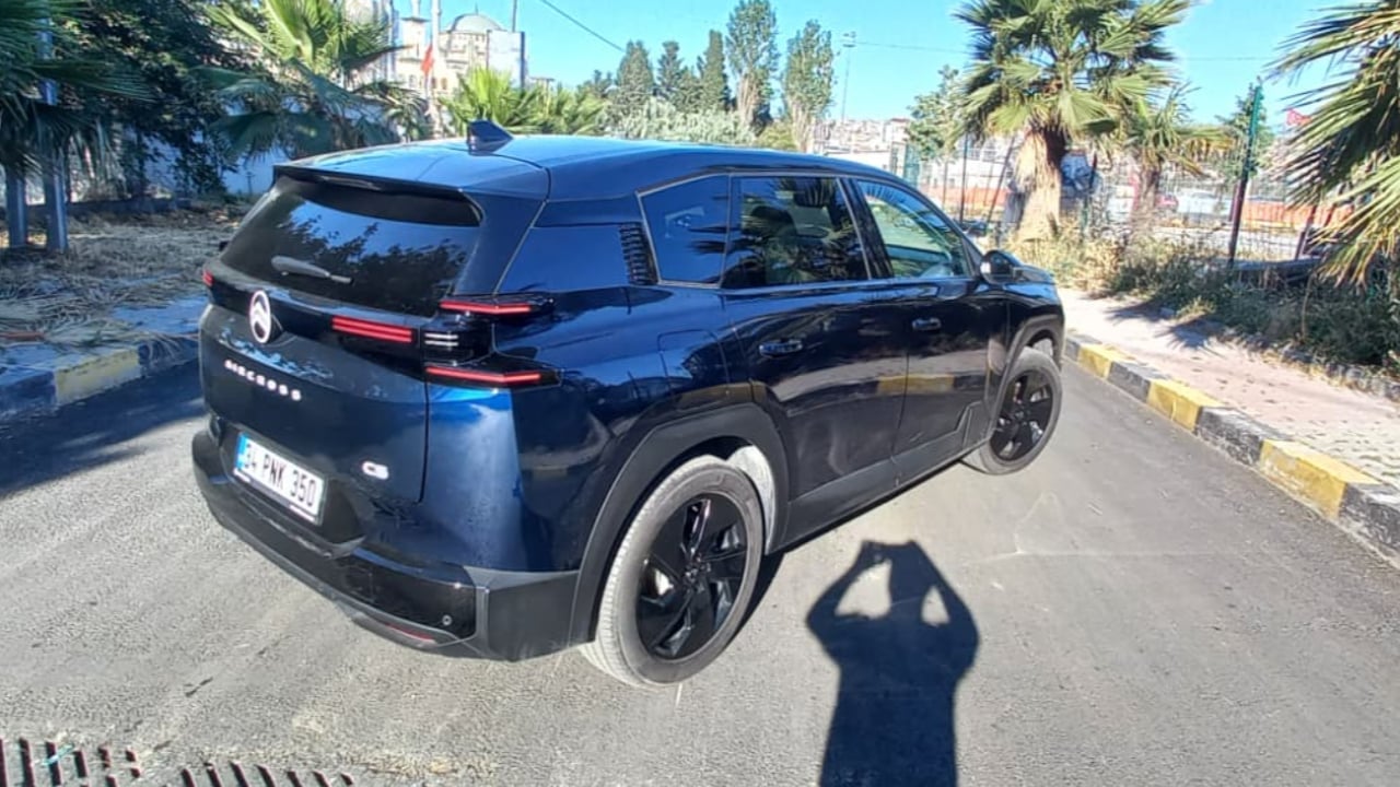 Foto - Konfor DNA’sında, teknoloji artık en güçlü silahı! Bu SUV sizi şaşırtabilir! Hibrit güçle gelen yeni nesil Citroën C5 Aircross