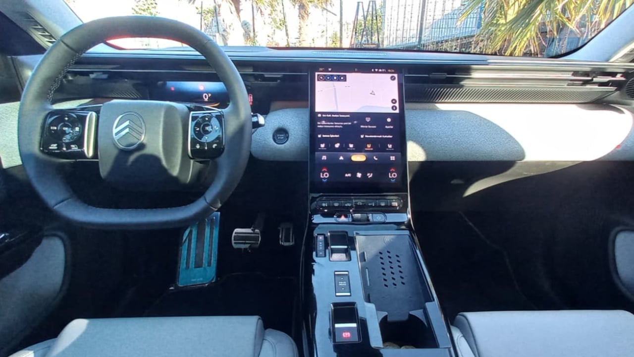 Foto - Konfor DNA’sında, teknoloji artık en güçlü silahı! Bu SUV sizi şaşırtabilir! Hibrit güçle gelen yeni nesil Citroën C5 Aircross