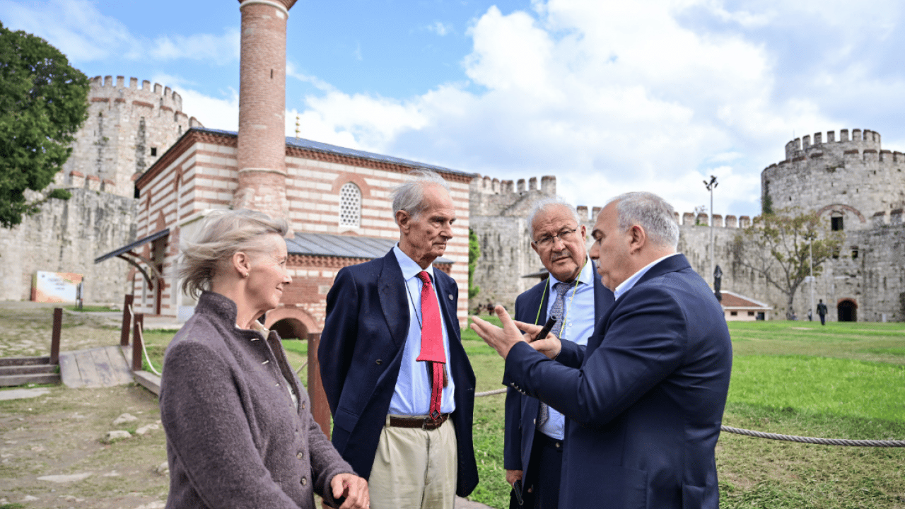 Foto - Kont Nikolai Tolstoy İstanbul’da: "Osmanlı’ya büyük saygı duyuyorum"