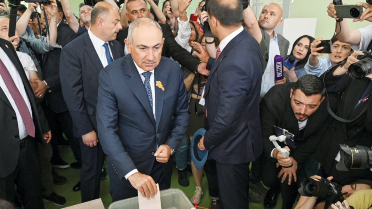 Foto - Konuşmaya resmen damga vurdu! Seçimde zafer ilan eden Paşinyan’dan olay "Türkiye" mesajı 