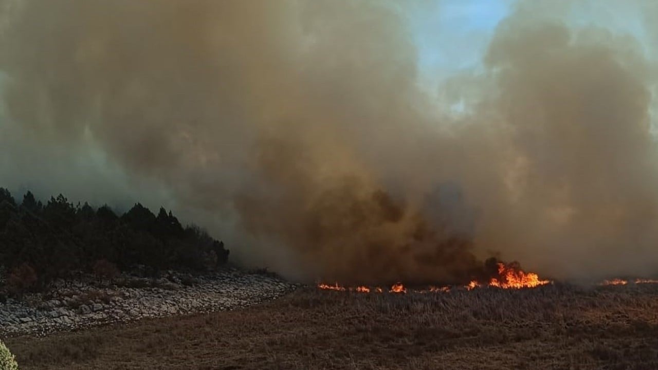 Foto - Konya’da iki yangın birden