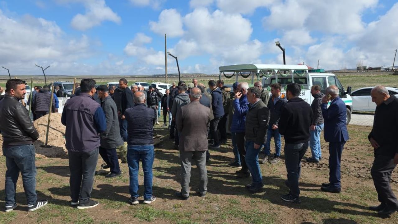 Foto - Köpekperest zihniyetin kanlı bedeli: 5 yaşındaki Hamza, toprağa verildi