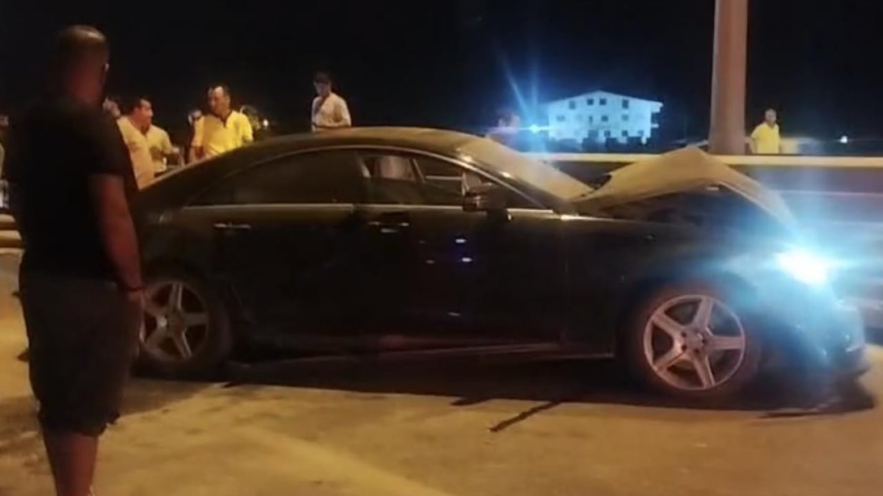 Köprülü kavşağı kapatan kaza: Zil zurna olan ayyaşlar mağdur olan vatandaşlar!
