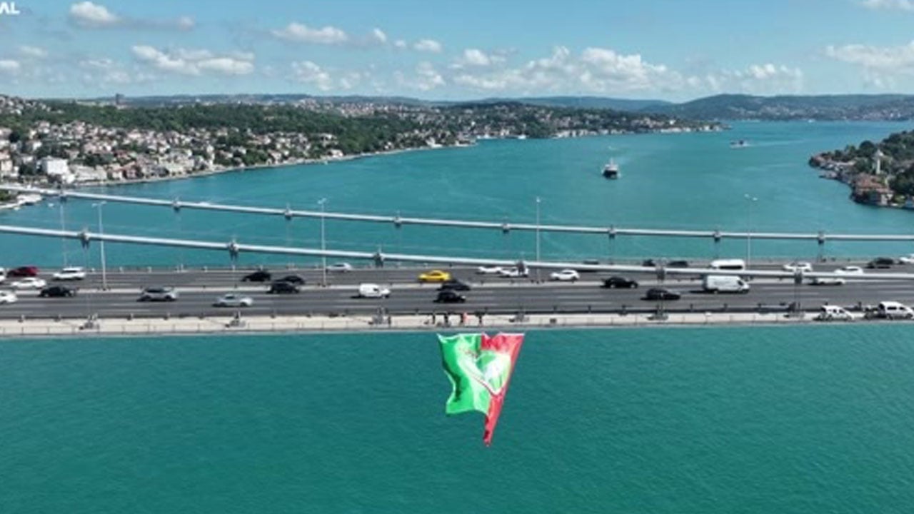 Foto - Köprüye asılmıştı! Amedspor bayrağının perde arkası ortaya çıktı