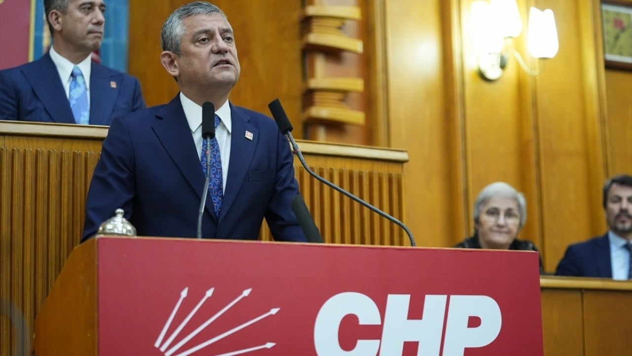 Foto - Korsan Özel’e sürpriz teklif! TİP ne güne duruyor, bize katılın!