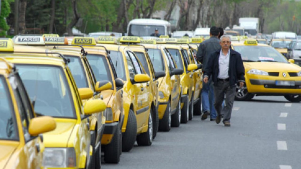 Foto - Korsan taksicilik yapanlara kötü haber: Yeni yasa yürürlüğe giriyor