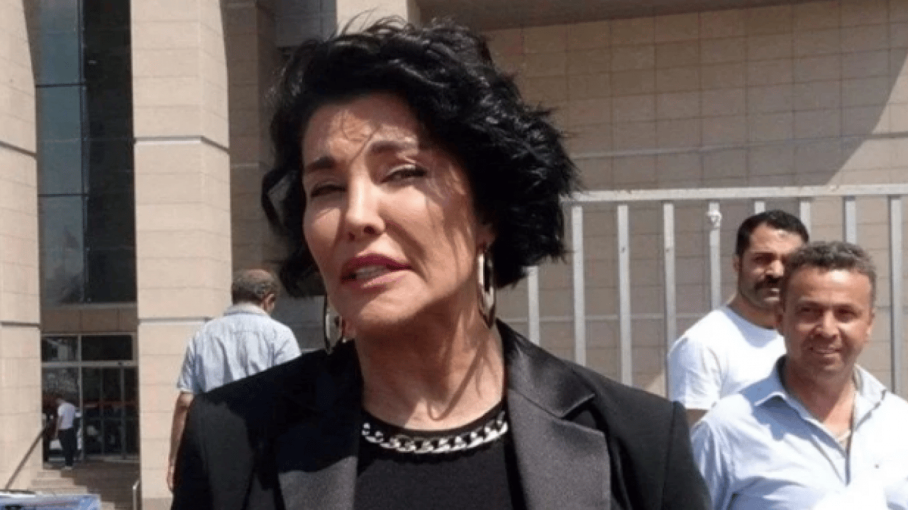 Foto - Koruma kararını ihlal etmişti: Deniz Akkaya cezaevine gönderildi!