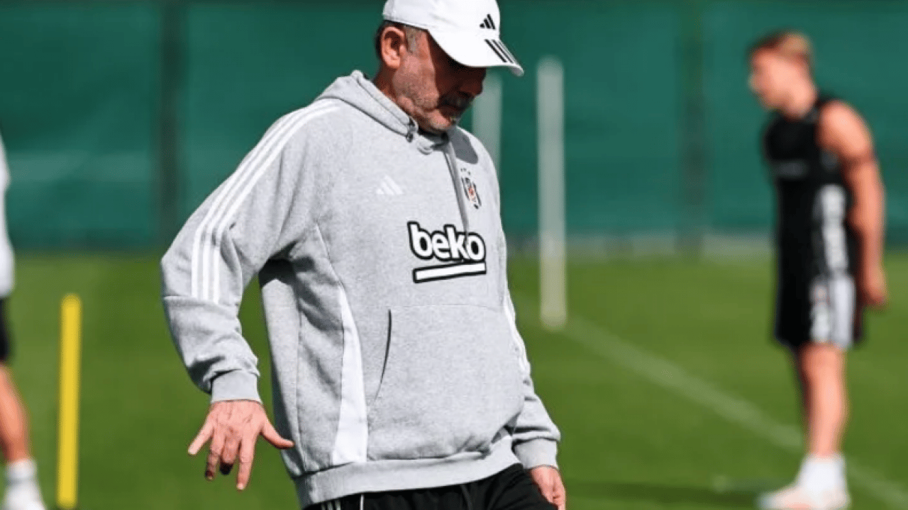 Foto - Kötü haber: Türkiye'nin en önemli dev takımında yaşananlara bak! Taraftar isyan etmesin de ne yapsın!