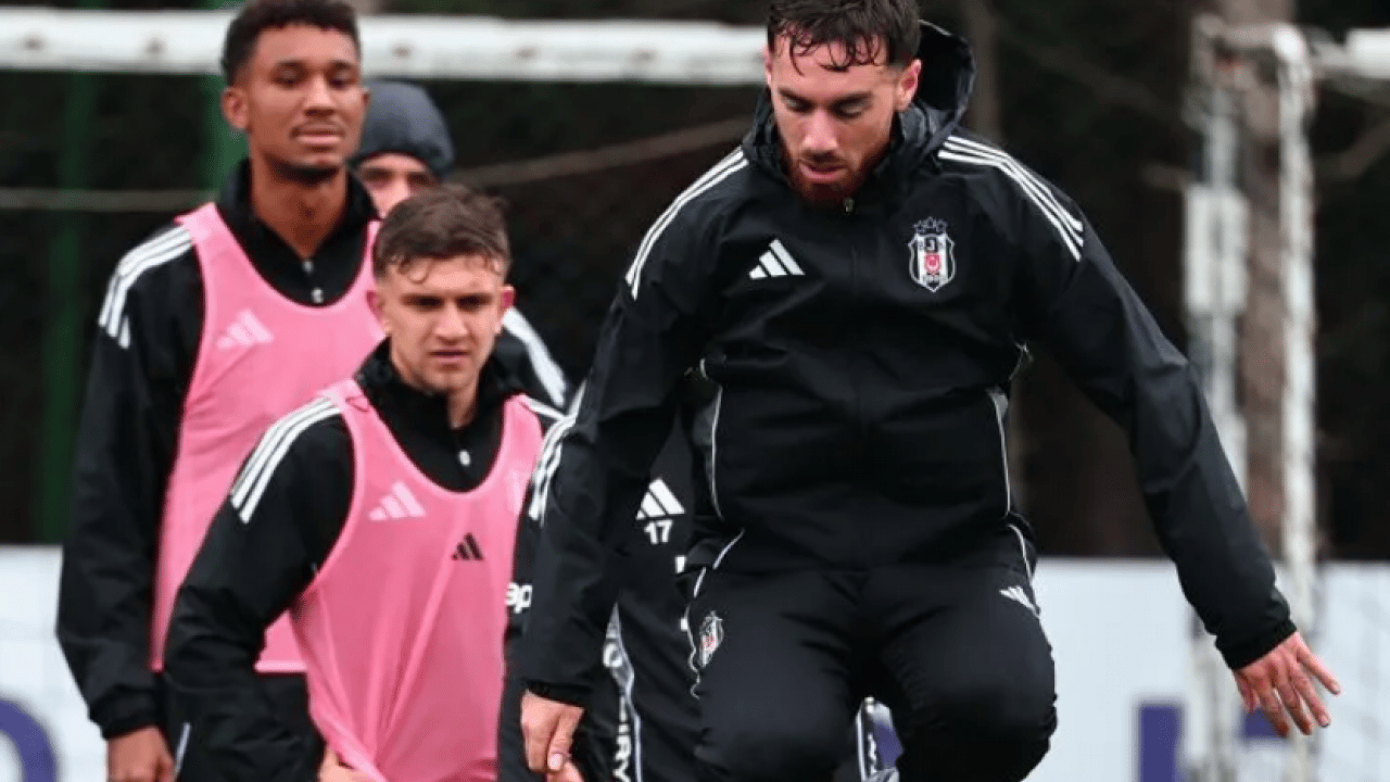 Foto - Kötü haber: Türkiye'nin en önemli dev takımında yaşananlara bak! Taraftar isyan etmesin de ne yapsın!