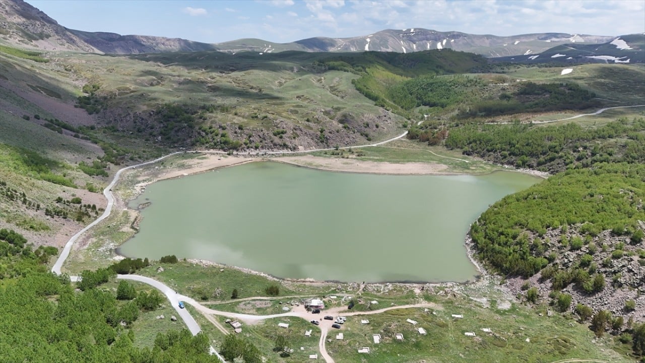 Foto - Krater gölleriyle büyülüyor Nemrut Kalderası 'Milli Park' olmayı bekliyor